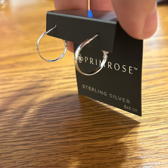 Primrose Sterling silver hoop earrings BNWT - Picture 3 of 4